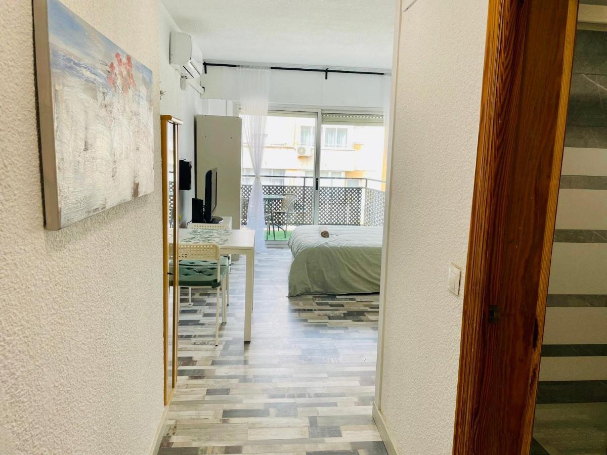 Confortable Estudio Con Terraza, Vistas A La Montana, Mar Y Mas Apartment ตอร์เรโมลิโนส ภายนอก รูปภาพ